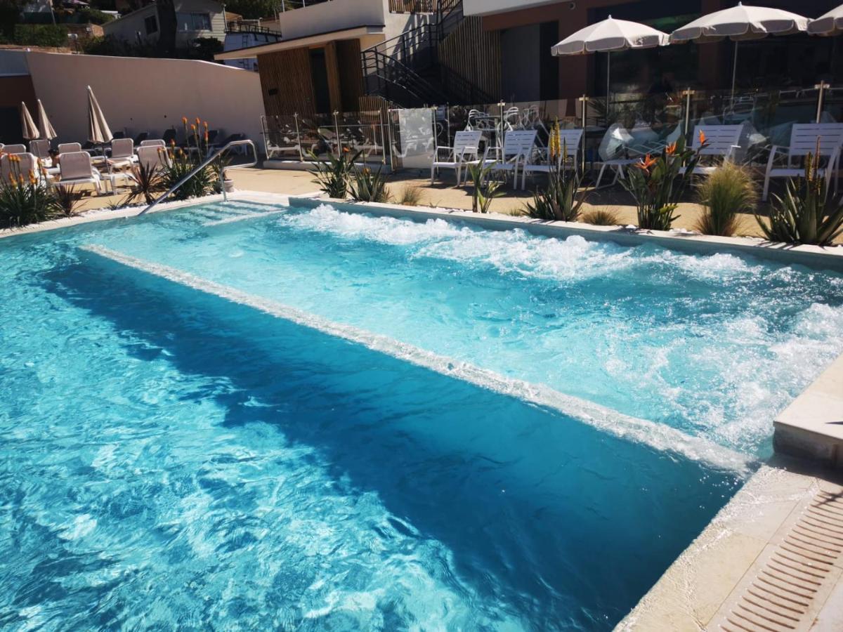 Mobil Home Neuf Camping L Ile Dor Plage St Raphael Avec Piscine Saint-Raphael  Bagian luar foto